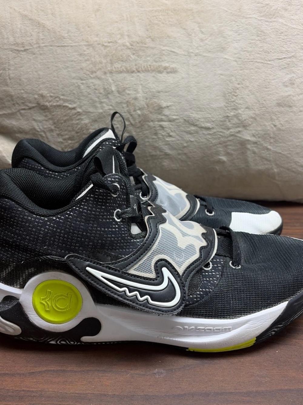 Nike KD Trey 5 X "Black Volt" Basketball Shoes
